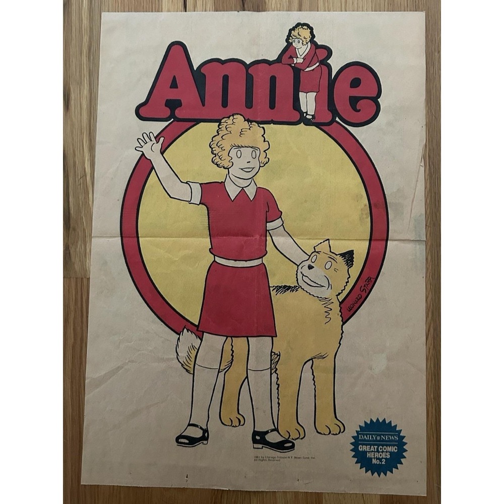 Vintage 1981 Annie King Features Syndicate Centerfold Comic Collectible